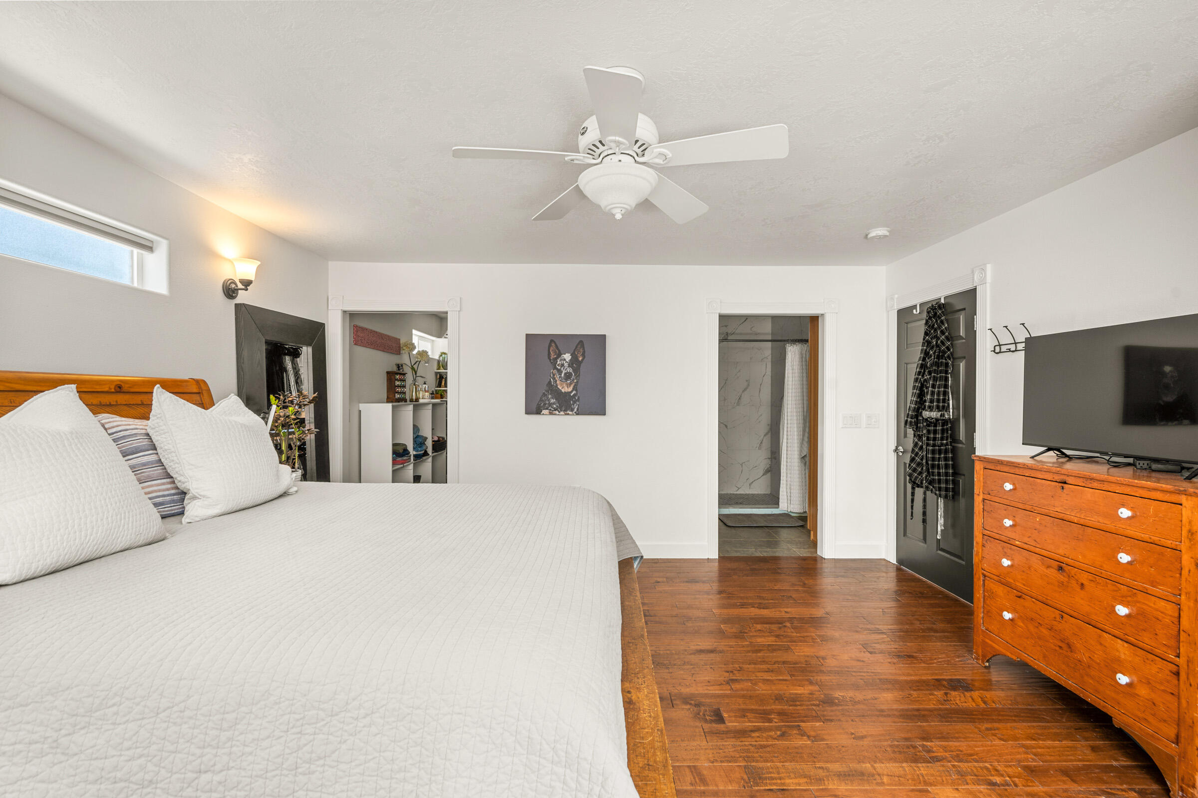 Desc Rvr Hmst Rimrk - Residential