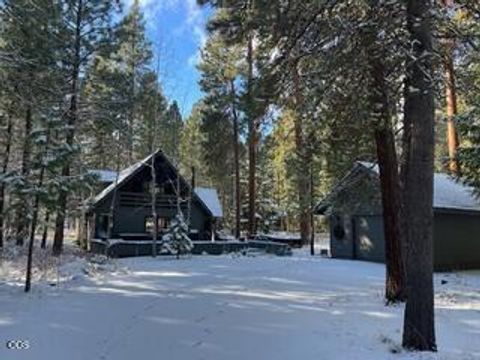 Tiny photo for 71105 Meadow Grass Circle #GH18, Black Butte Ranch, OR 97759 (MLS # 220223334)