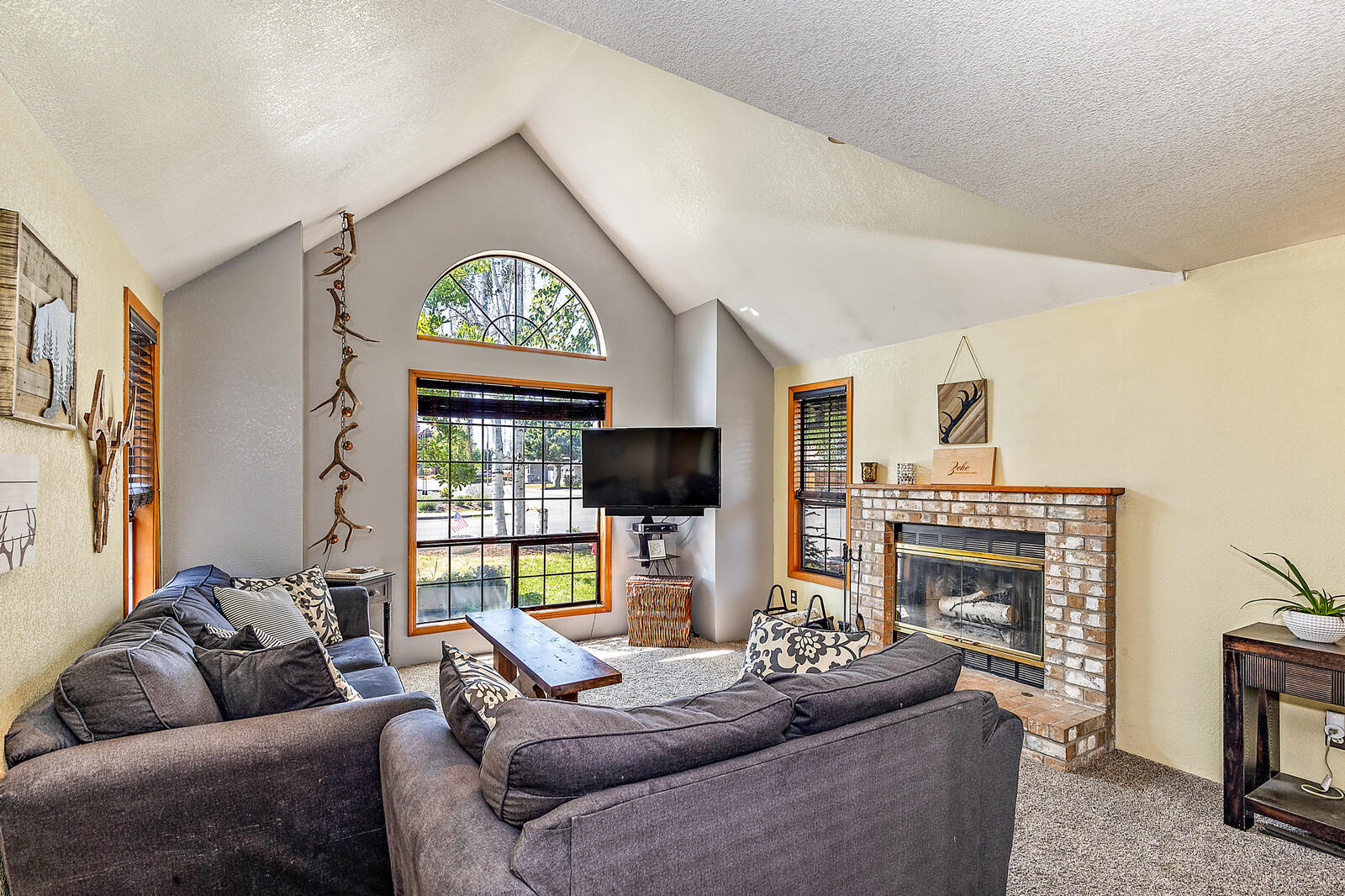 Mountain Glen Subdivision Unit No 1 - Residential