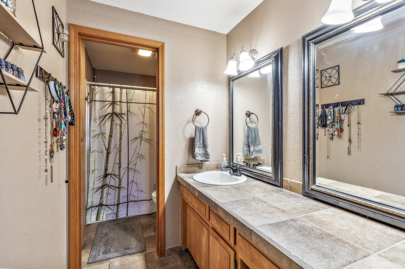 Mountain Glen Subdivision Unit No 1 - Residential