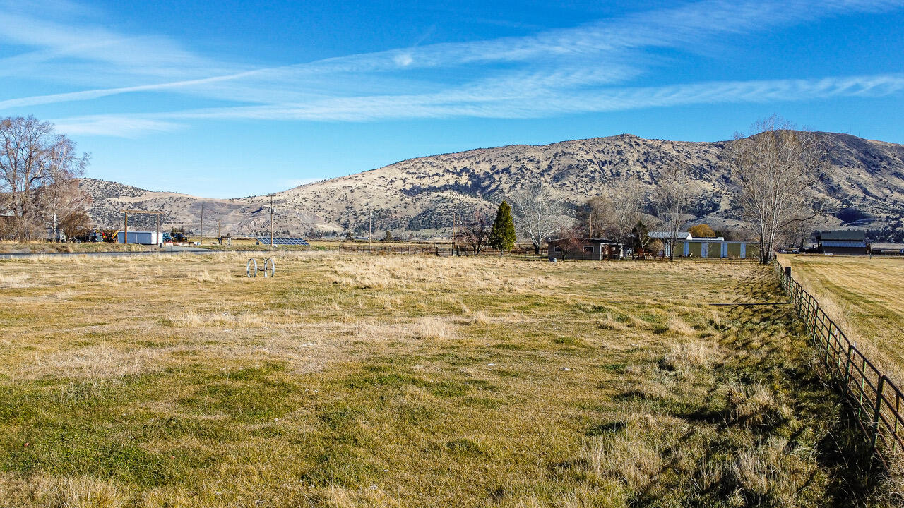 Henley - Residential