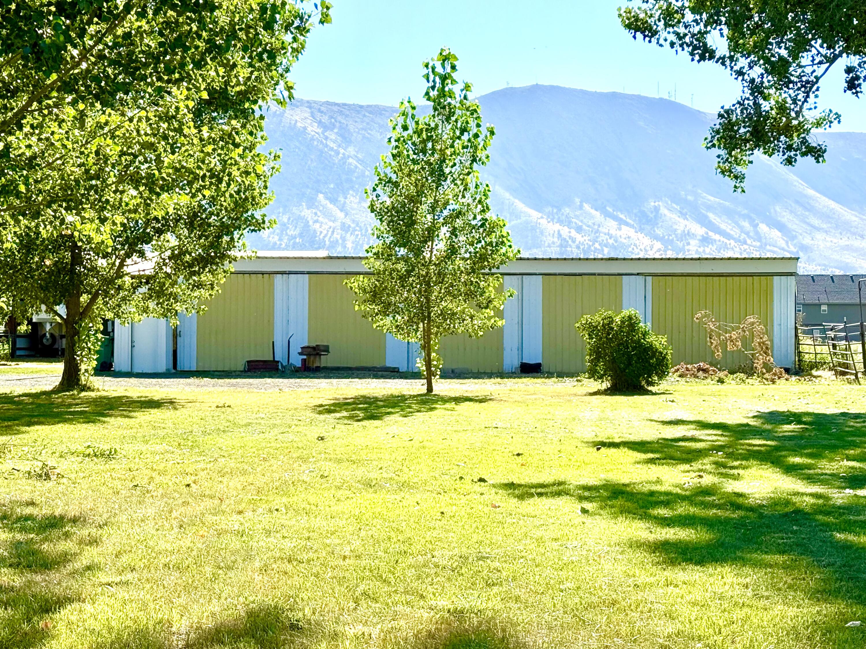 Henley - Residential