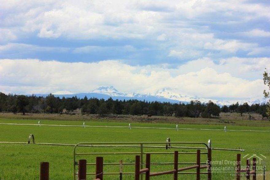 Rare 132 acres with it picturesque Powell Butte setting has an efficient irrigation system that includes wheel line and flood. Just minutes to Bend, Redmond, Prineville and airport. Cascade views, 124 acres of irrigation and many possibilities.