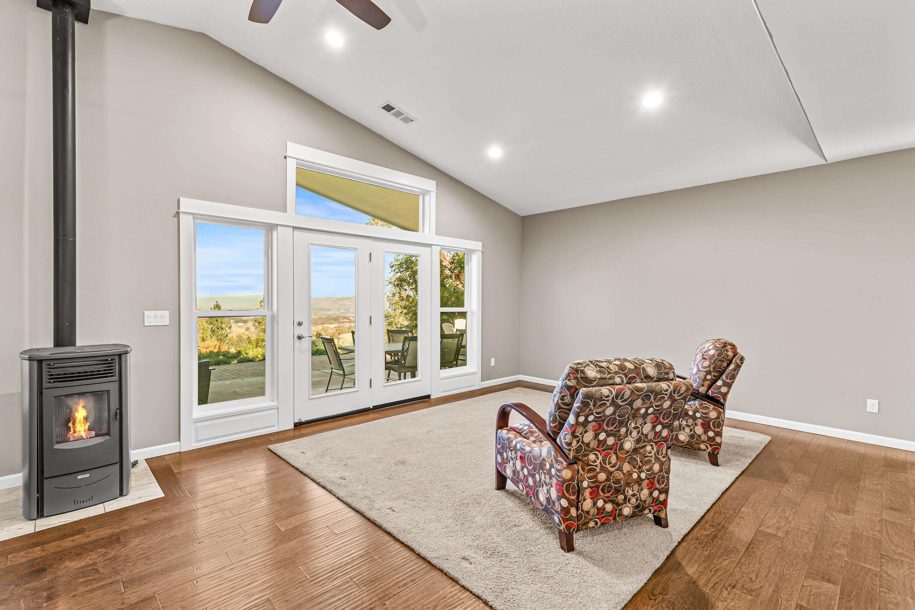 Royal Orchard - Residential