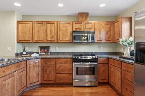 Tiny photo for 1880 NW Shevlin Park Road, Bend, OR 97703 (MLS # 220216857)