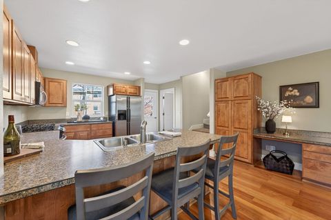 Tiny photo for 1880 NW Shevlin Park Road, Bend, OR 97703 (MLS # 220216857)