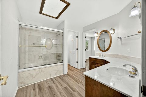 Tiny photo for 288 Wildrose Lane, Grants Pass, OR 97527 (MLS # 220211237)