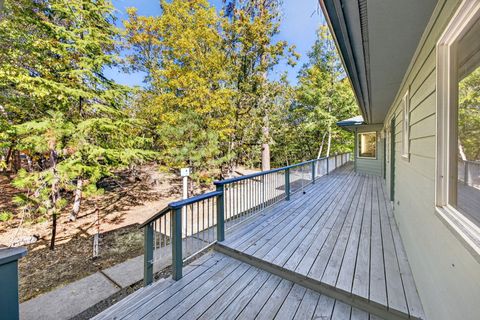 Tiny photo for 288 Wildrose Lane, Grants Pass, OR 97527 (MLS # 220211237)