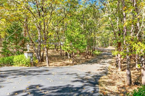 Tiny photo for 288 Wildrose Lane, Grants Pass, OR 97527 (MLS # 220211237)