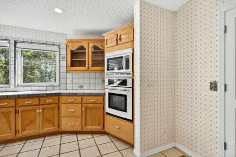 Tiny photo for 288 Wildrose Lane, Grants Pass, OR 97527 (MLS # 220211237)