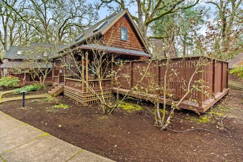 Tiny photo for 217 Spyglass Drive, Eugene, OR 97401 (MLS # 220213917)