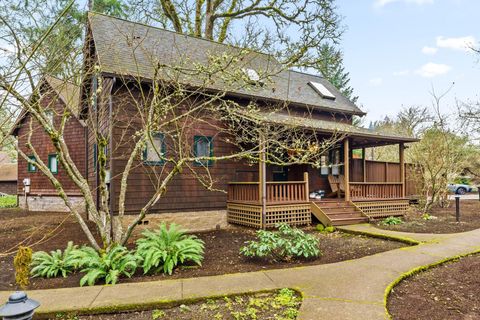 Tiny photo for 217 Spyglass Drive, Eugene, OR 97401 (MLS # 220213917)