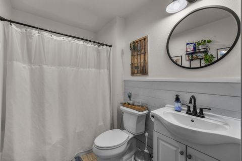 Tiny photo for 242 NW 1st Avenue, John Day, OR 97845 (MLS # 220217197)