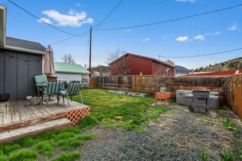 Tiny photo for 242 NW 1st Avenue, John Day, OR 97845 (MLS # 220217197)