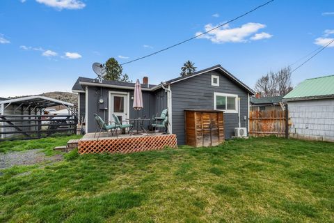 Tiny photo for 242 NW 1st Avenue, John Day, OR 97845 (MLS # 220217197)