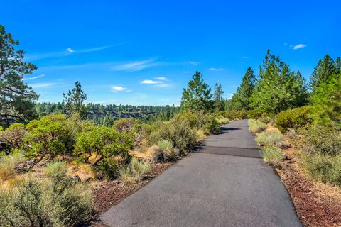 Tiny photo for 19666 Sunshine Way, Bend, OR 97702 (MLS # 220214821)