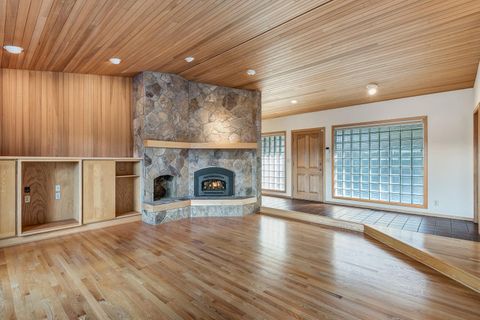 Tiny photo for 19666 Sunshine Way, Bend, OR 97702 (MLS # 220214821)