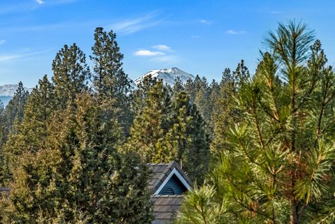 Tiny photo for 19666 Sunshine Way, Bend, OR 97702 (MLS # 220214821)