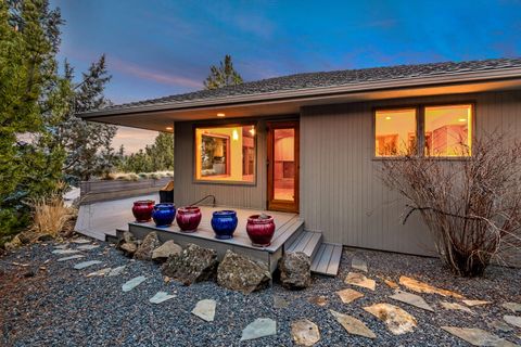 Tiny photo for 19666 Sunshine Way, Bend, OR 97702 (MLS # 220214821)
