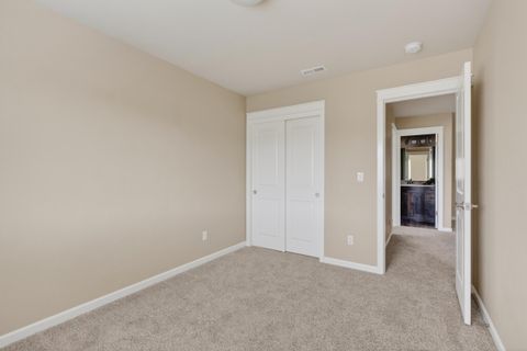 Tiny photo for 3365 SW 28th Street, Redmond, OR 97756 (MLS # 220215532)