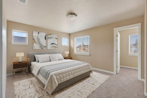 Tiny photo for 3365 SW 28th Street, Redmond, OR 97756 (MLS # 220215532)