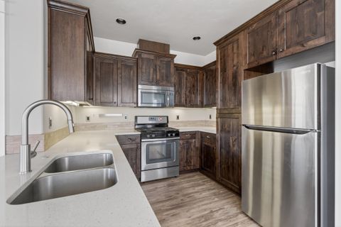 Tiny photo for 3365 SW 28th Street, Redmond, OR 97756 (MLS # 220215532)