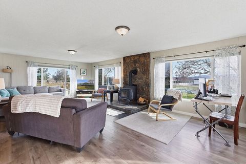 Tiny photo for 1771 SW Quail Drive, Madras, OR 97741 (MLS # 220215757)