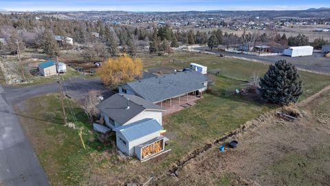 Tiny photo for 1771 SW Quail Drive, Madras, OR 97741 (MLS # 220215757)