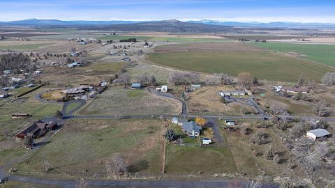 Tiny photo for 1771 SW Quail Drive, Madras, OR 97741 (MLS # 220215757)