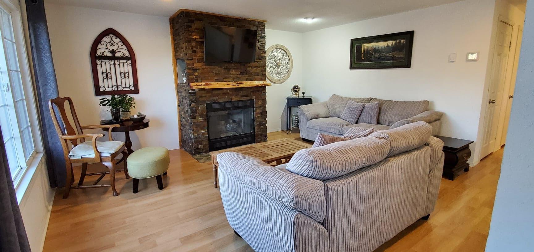 Hillcrest J - Residential