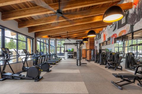 Tiny photo for 56457 Elk Run Drive #33, Bend, OR 97707 (MLS # 220212246)