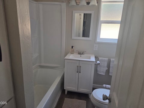 Tiny photo for 201 Acorn ST, Merlin, OR 97532 (MLS # 220226893)