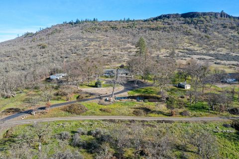 Tiny photo for 13290 Table Rock Road, Central Point, OR 97502 (MLS # 220215589)