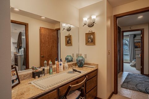 Tiny photo for 13290 Table Rock Road, Central Point, OR 97502 (MLS # 220215589)