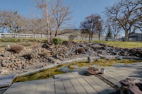 Tiny photo for 13290 Table Rock Road, Central Point, OR 97502 (MLS # 220215589)