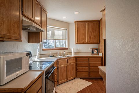 Tiny photo for 13290 Table Rock Road, Central Point, OR 97502 (MLS # 220215589)