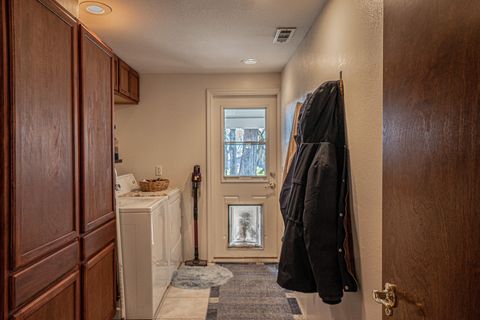 Tiny photo for 13290 Table Rock Road, Central Point, OR 97502 (MLS # 220215589)