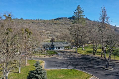 Tiny photo for 13290 Table Rock Road, Central Point, OR 97502 (MLS # 220215589)