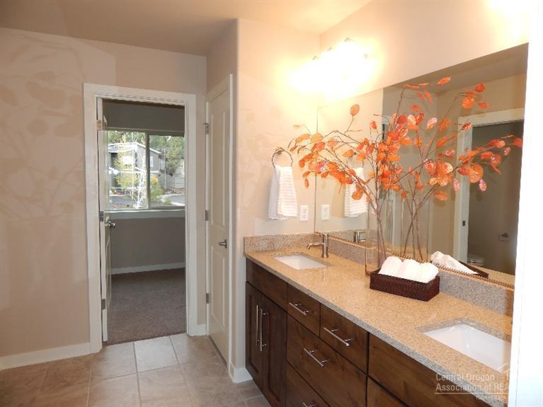 Awbrey Woods - Residential