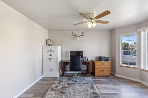 2506 NW Canyon Drive Redmond OR 97756