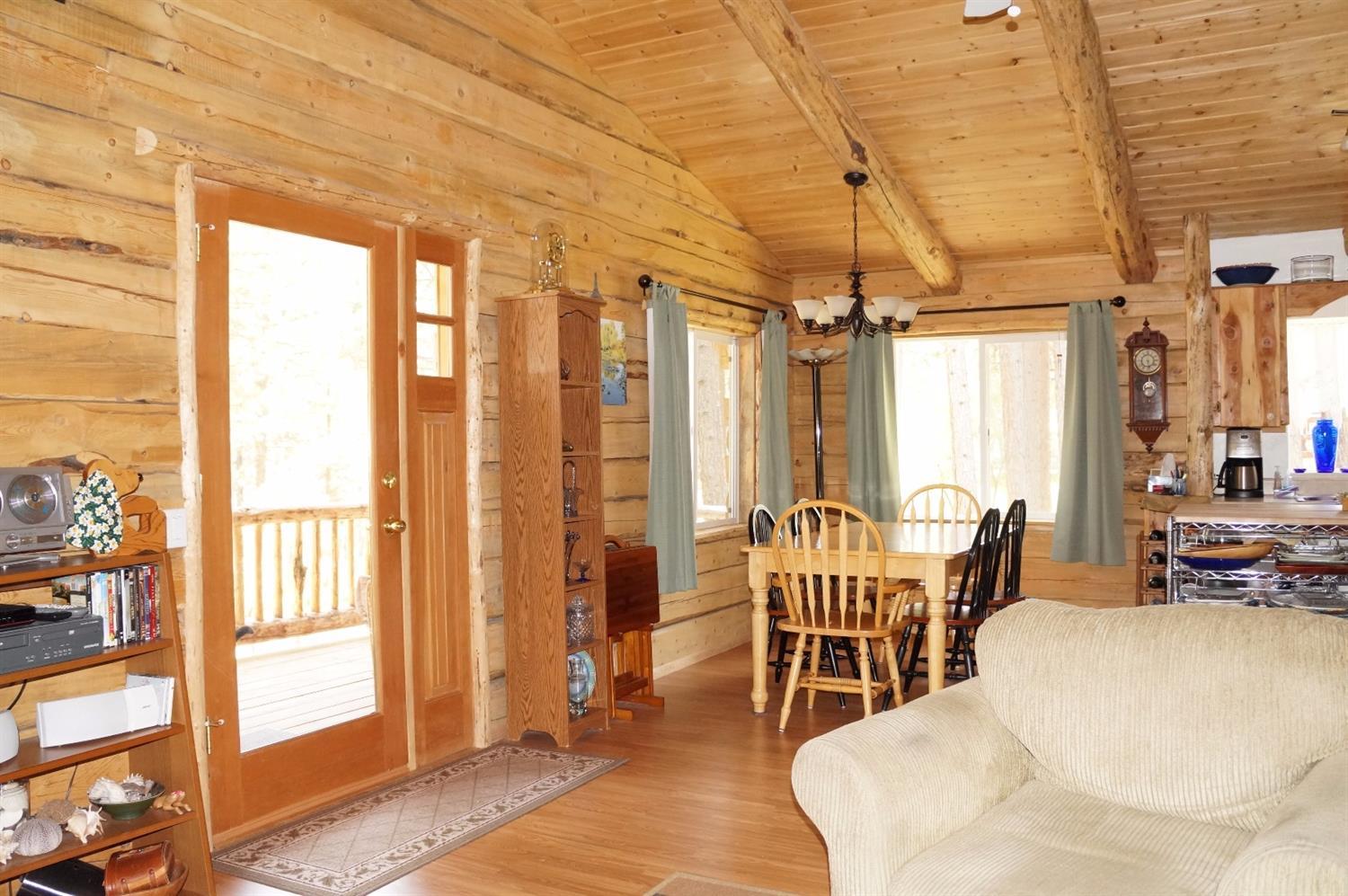 Pinecrest - Residential