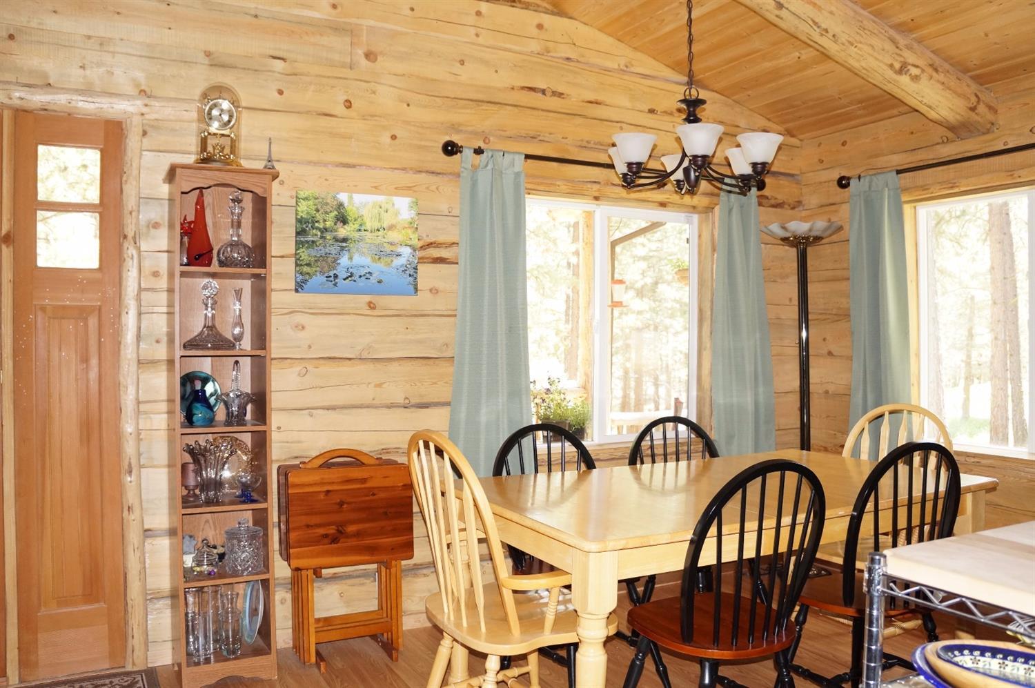 Pinecrest - Residential