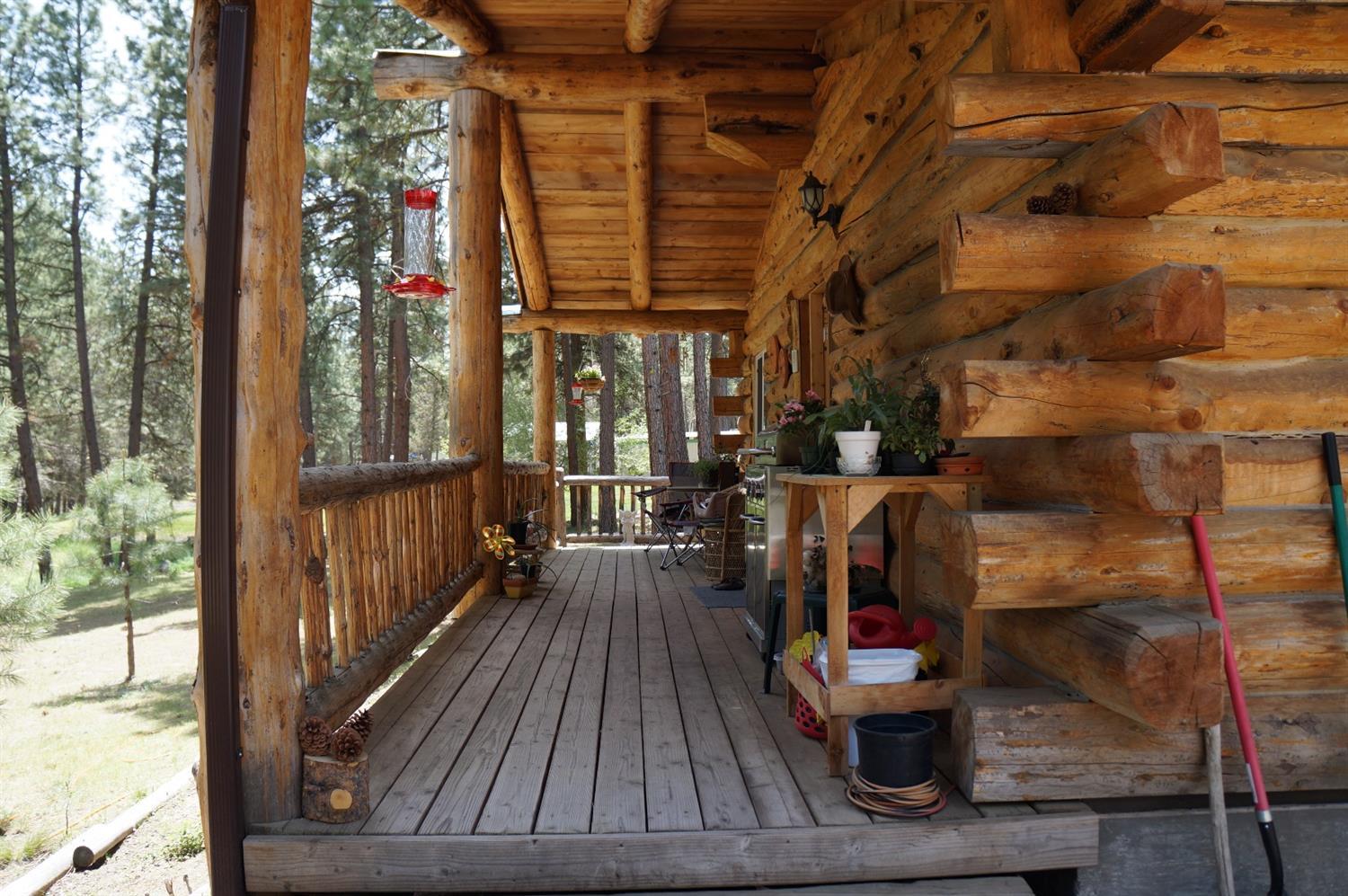 Pinecrest - Residential