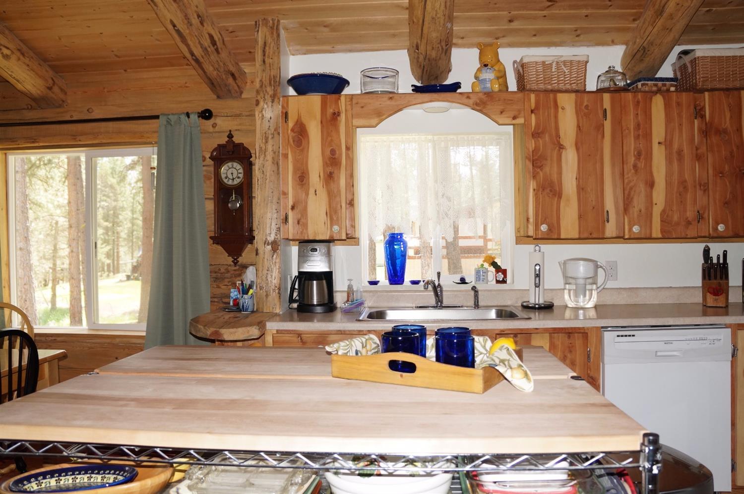 Pinecrest - Residential