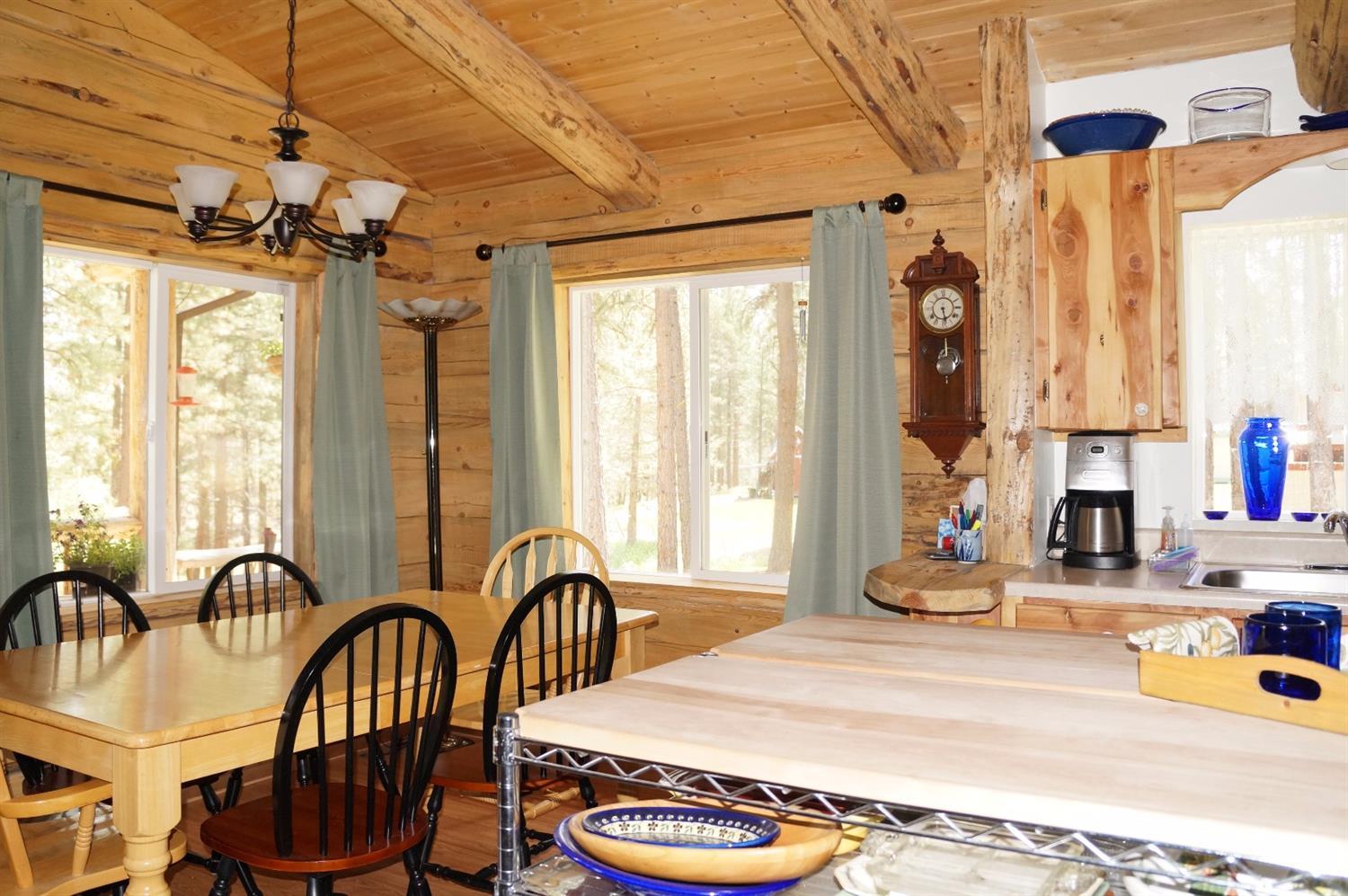 Pinecrest - Residential