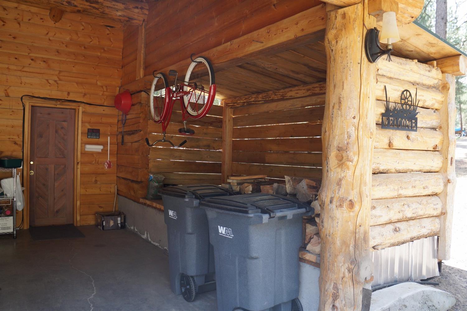 Pinecrest - Residential