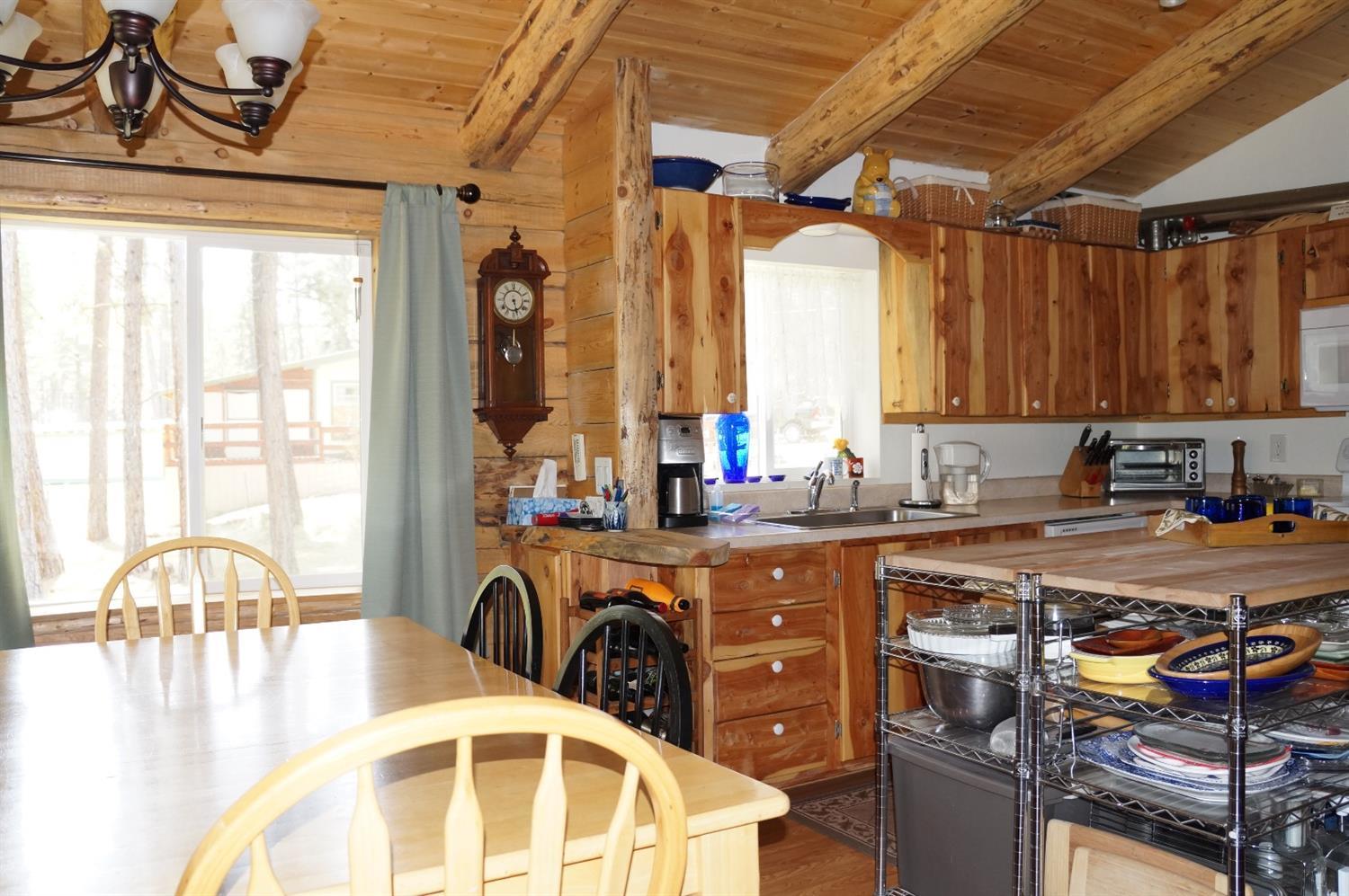 Pinecrest - Residential