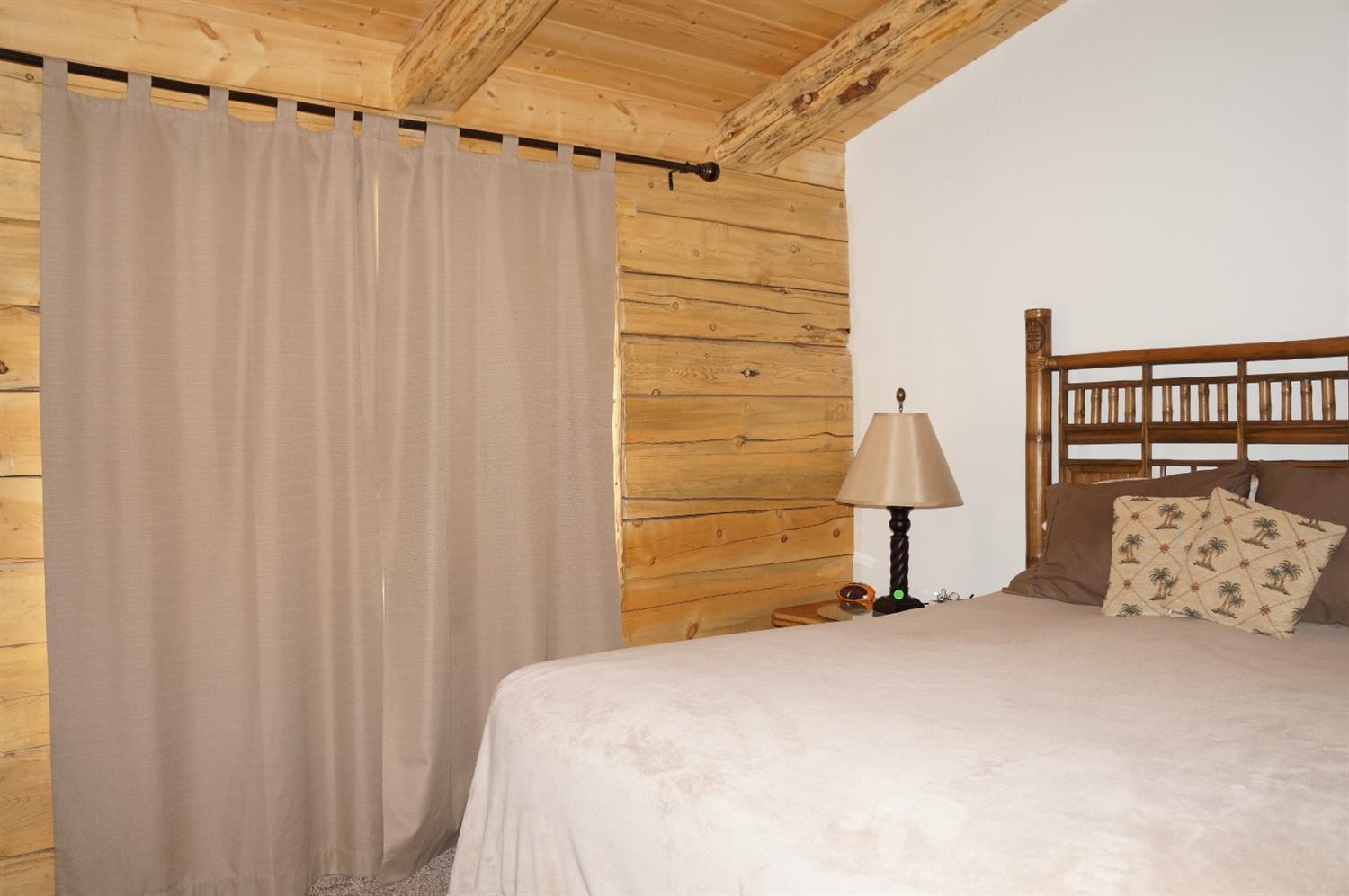 Pinecrest - Residential