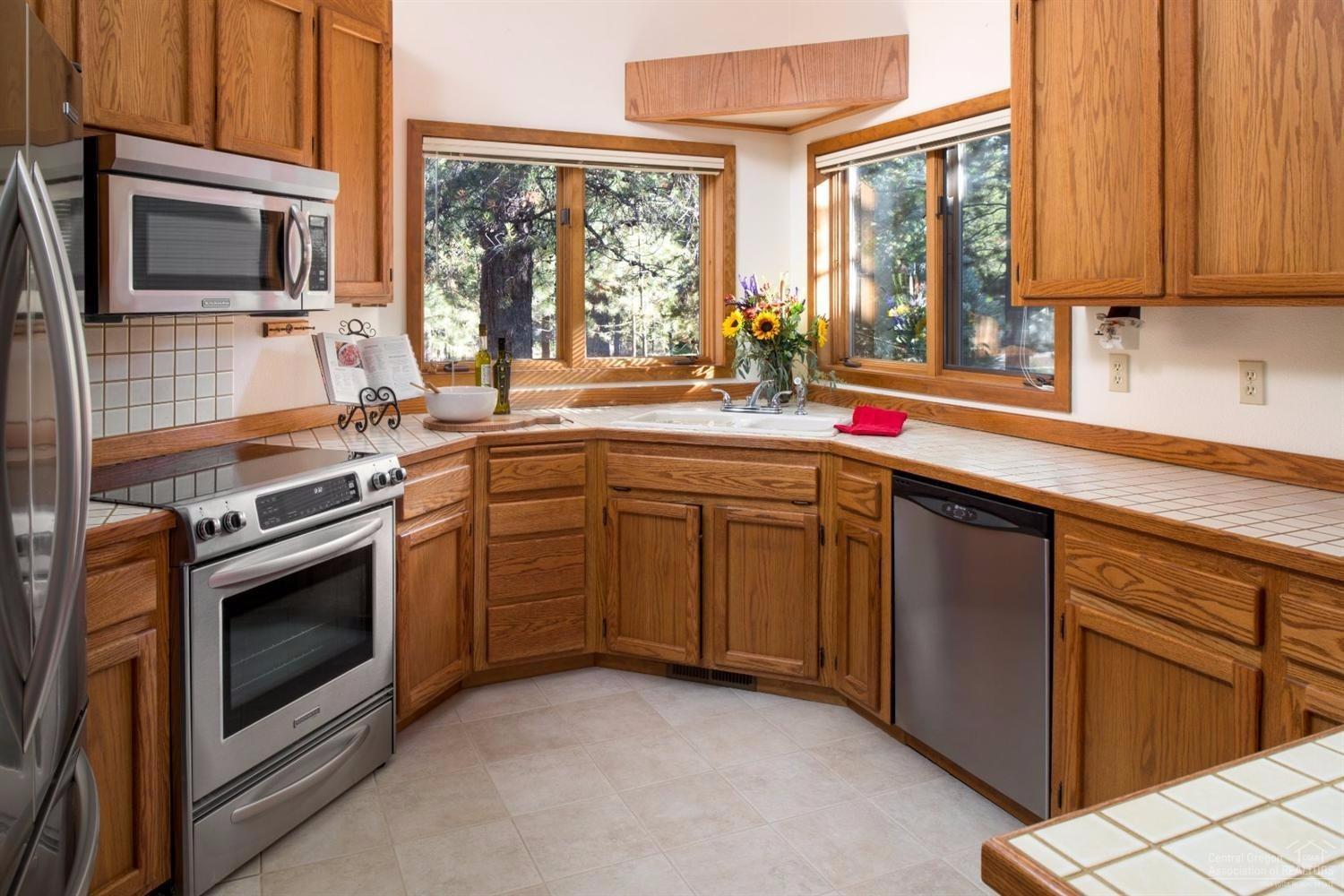 Fairway Crest Village - Residential