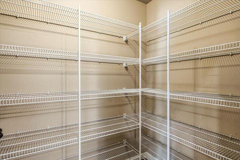 Tiny photo for 59665 Cheyenne Road, Bend, OR 97702 (MLS # 220221312)
